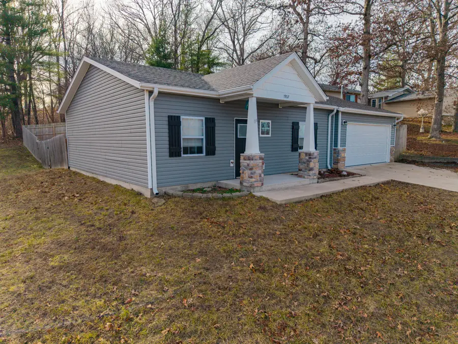 1907 Lakeview Drive, Ava, MO 65608 - Image #2