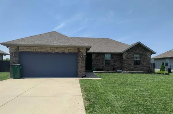 1204 Aaron Avenue, Monett, MO 65708