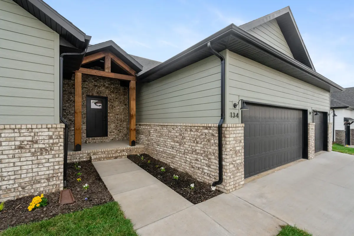 213 E Chloe Lane, Republic, MO 65738 - Image #1