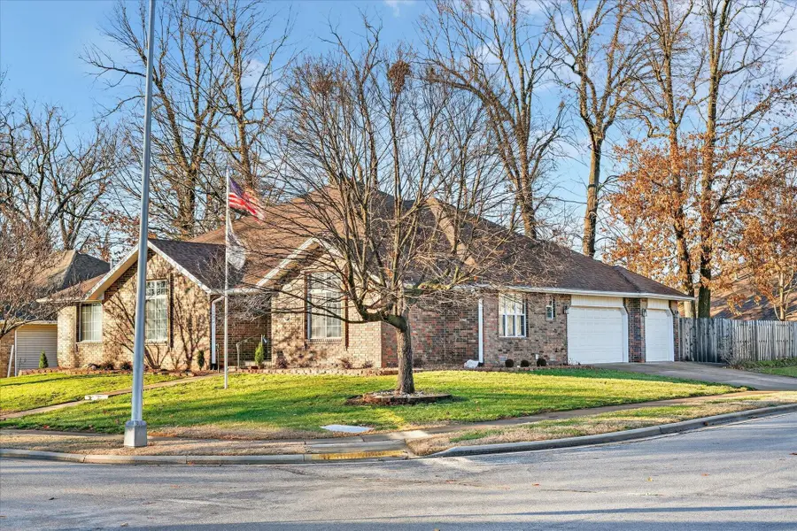 4031 W Leisa Street, Springfield, MO 65807 - Image #2