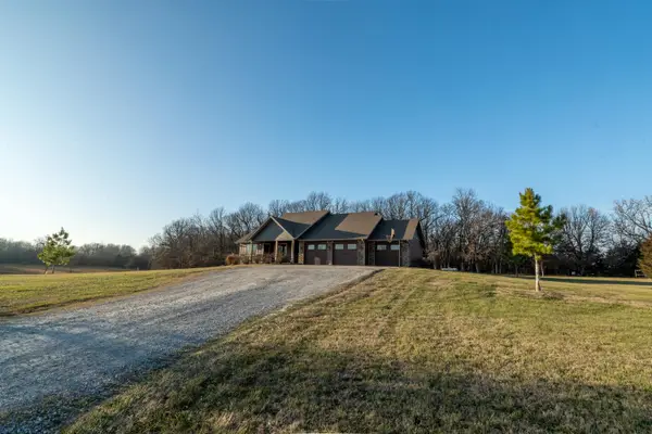 3107 S Farm Road 45, Republic, MO 65738
