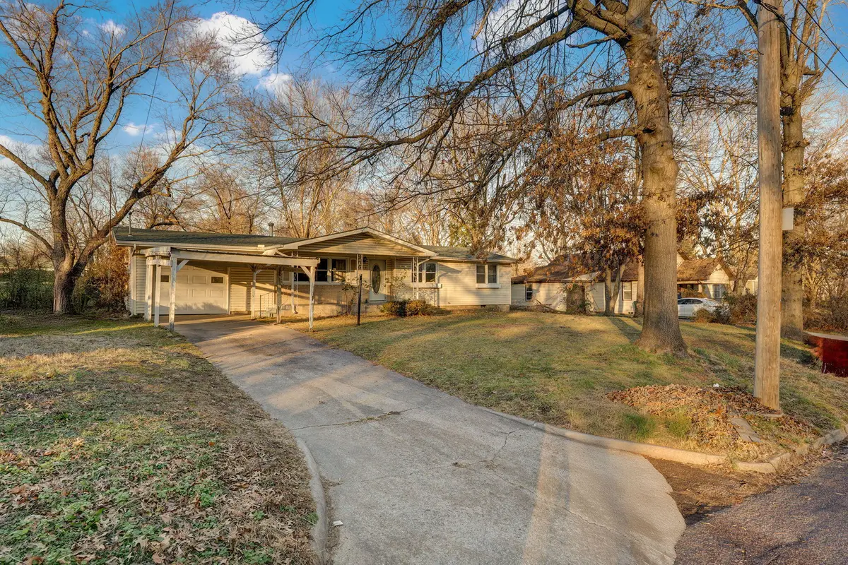 430 W Dunn Street, Monett, MO 65708 - Image #1