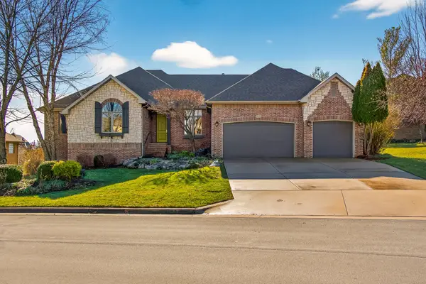 5965 S Overlook Trail, Springfield, MO 65810