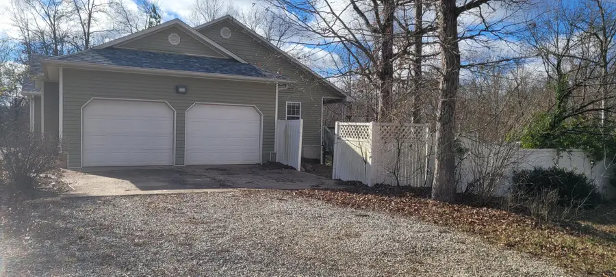 1357 Private Rd 6385, West Plains, MO 65775 - Image #3