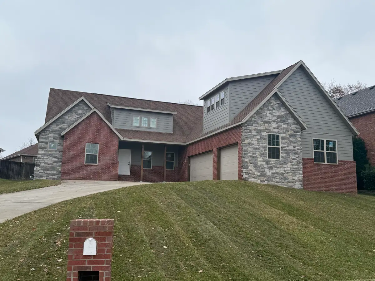 3334 S Saratoga Avenue, Springfield, MO 65804 - Image #1