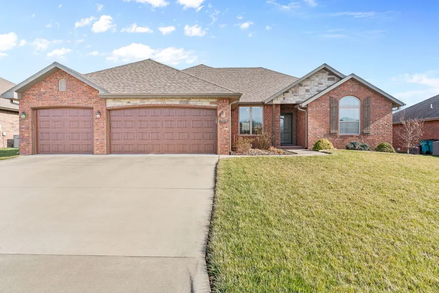5636 S Cottonwood Drive, Battlefield, MO 65619 - Image #2