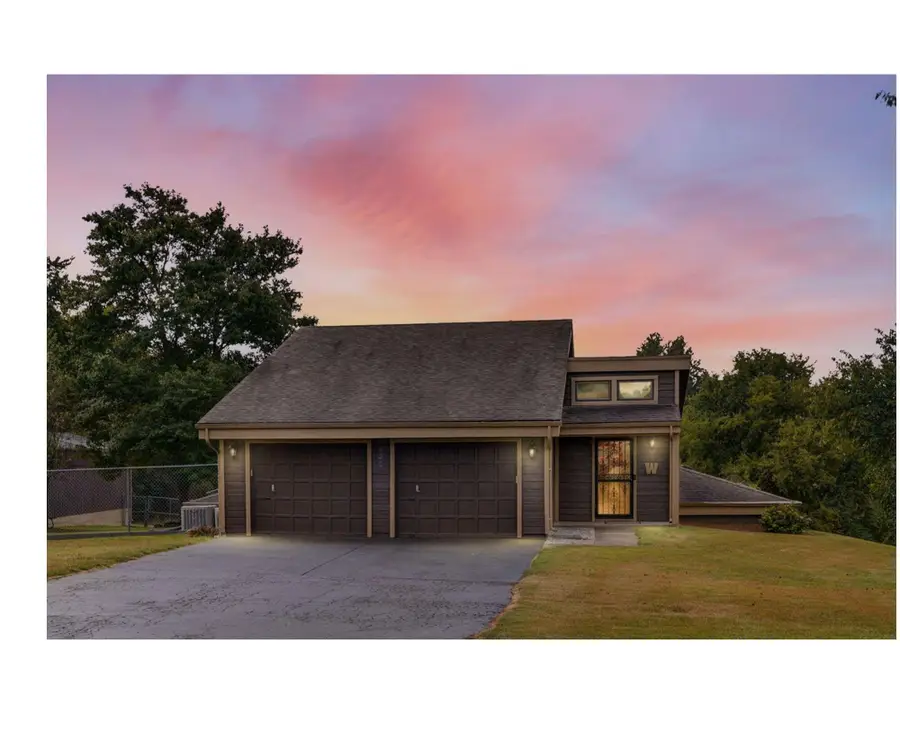 530 E Miller Road, Republic, MO 65738 - Image #2