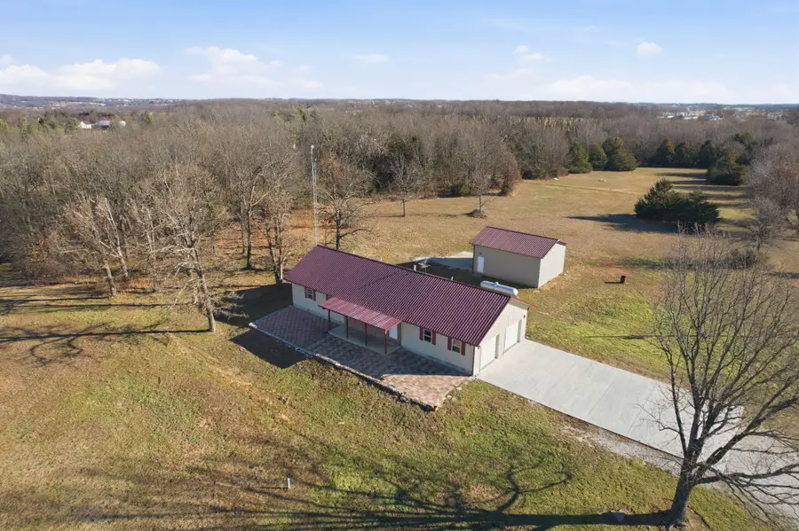 10058 Farm Road 2015, Monett, MO 65708 - Image #3
