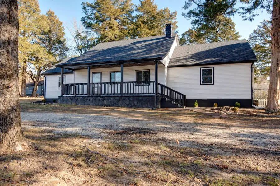 1068 Gobblers Mountain Road, Branson West, MO 65737 - Image #2