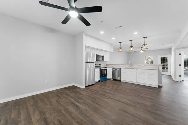 2800 Green Mountain Drive Drive #111 B & C, Branson, MO 65616