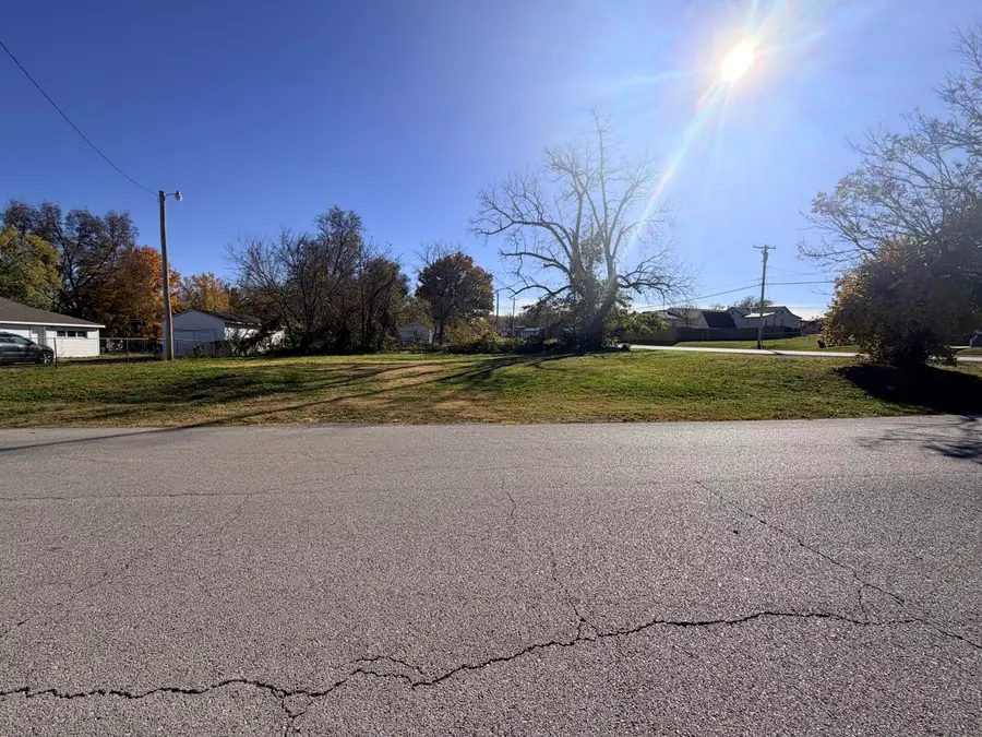 000 S Washington Street, Neosho, MO 64850 - Image #2