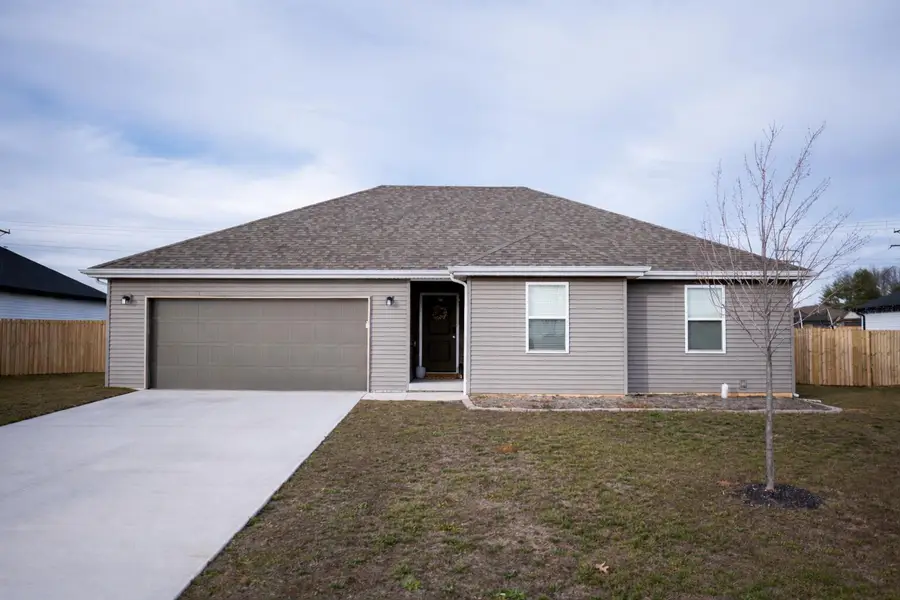 415 W Oak Lawn Street, Rogersville, MO 65742 - Image #2