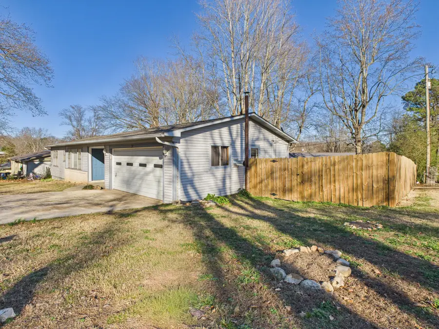 611 Tamarind Street, Harrison, AR 72601 - Image #2