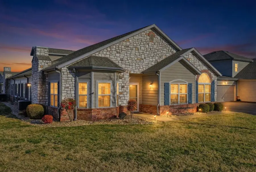 210 Rue De Villas Circle, Branson, MO 65616 - Image #2