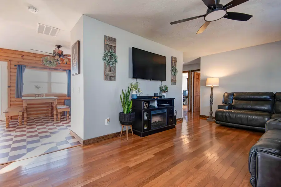 701 W 1st Street, Fair Play, MO 65649 - Image #3