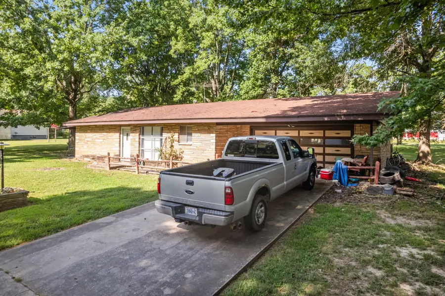 1721 N Pine Street, Nixa, MO 65714 - Image #2