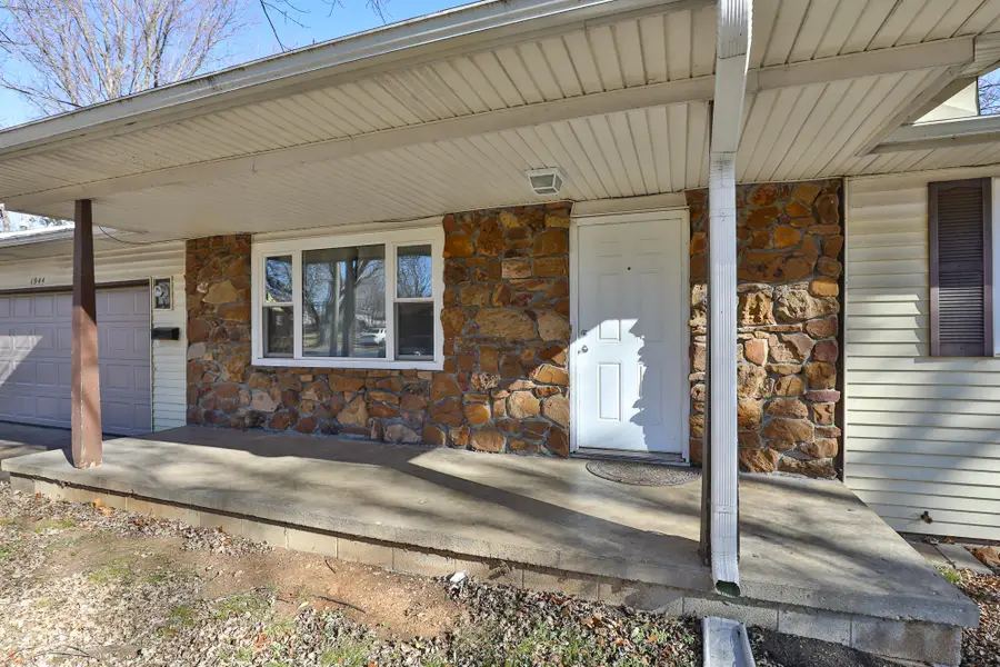 1944 S Mayfair Avenue, Springfield, MO 65804 - Image #3