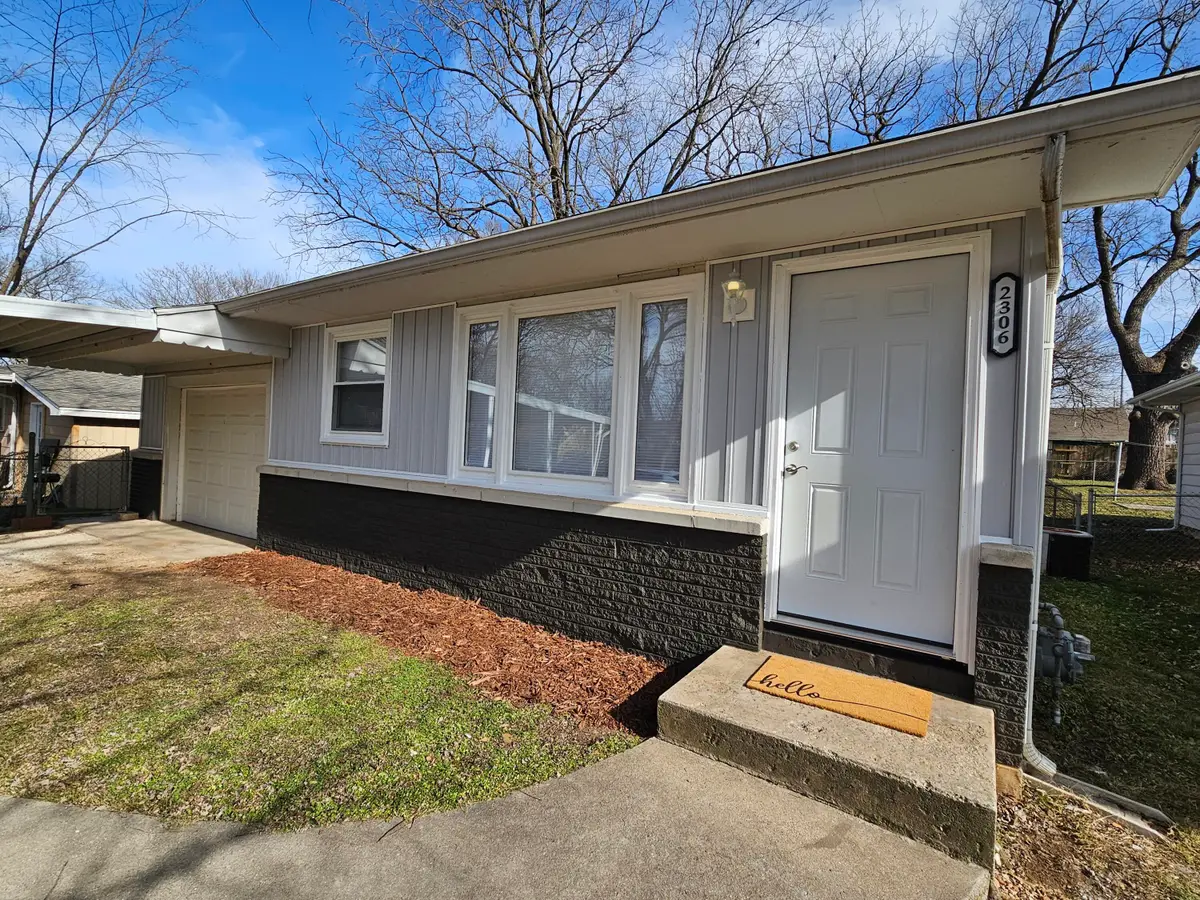 2306 N Fay Avenue, Springfield, MO 65803 - Image #1