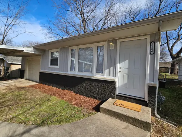 2306 N Fay Avenue, Springfield, MO 65803