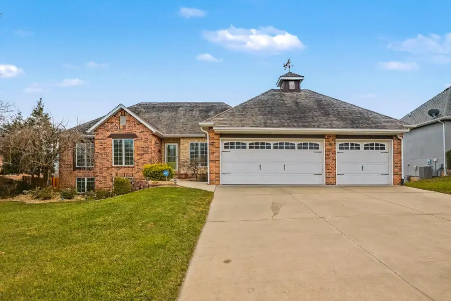 3772 E Chattanooga Drive, Springfield, MO 65809 - Image #2
