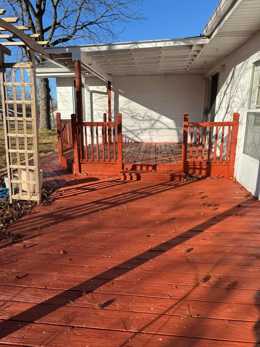 1305 S Jefferson Avenue, Aurora, MO 65605 - Image #2