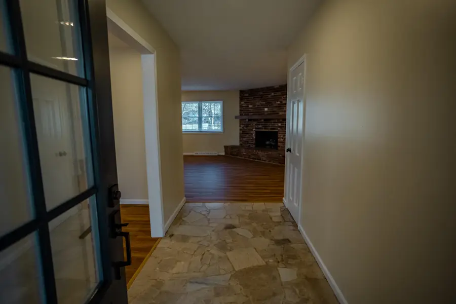 2209 E Ridgewood Drive, Springfield, MO 65804 - Image #2