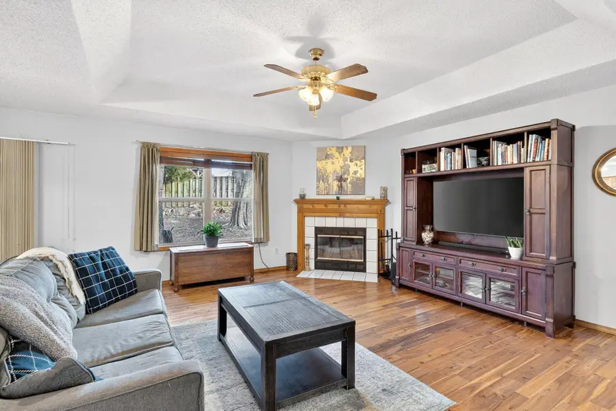 4607 S Talon Court, Battlefield, MO 65619 - Image #2