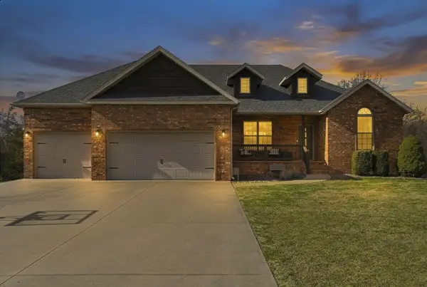 1539 S Elm Road, Marshfield, MO 65706