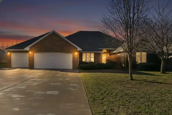 3245 S Ridgewood Court, Springfield, MO 65804