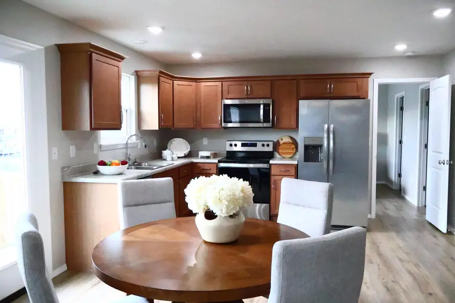 4377 N Toby Avenue, Springfield, MO 65803 - Image #2