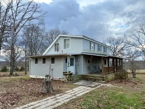 1657 Stillhouse Road, Willow Springs, MO 65793