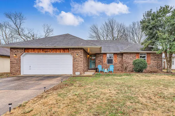 3990 W Wayland Street, Springfield, MO 65807