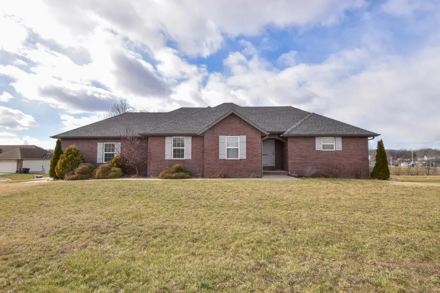 519 Elm Avenue, Clever, MO 65631 - Image #2