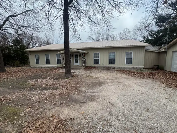 18674 Farm Road 1045, Exeter, MO 65647