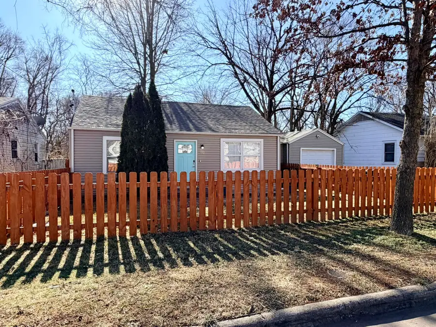 312 E Whiteside Street, Springfield, MO 65807 - Image #2