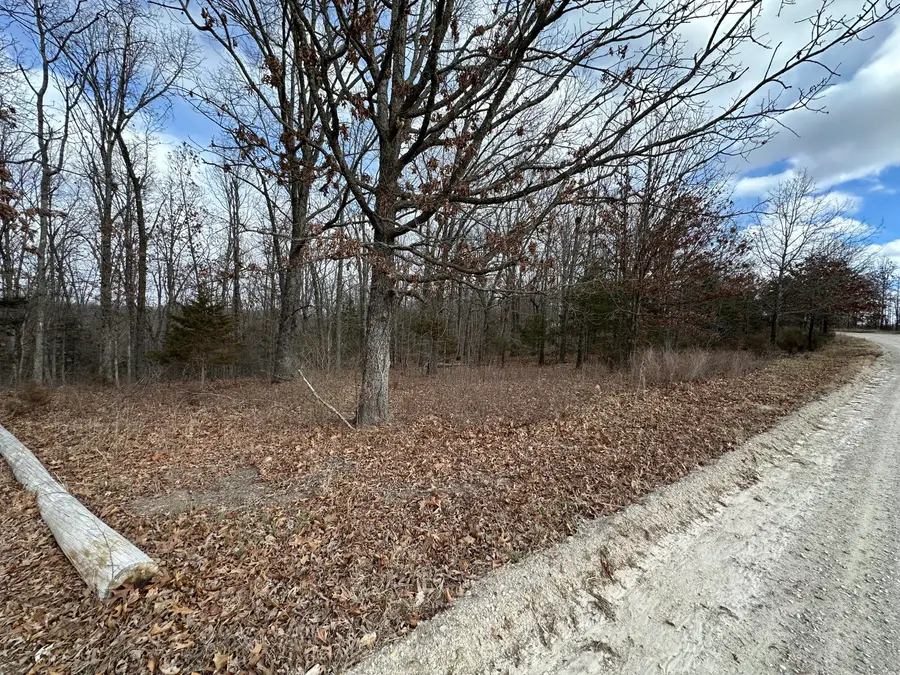 000 Farm Road 1232, Aurora, MO 65605 - Image #2