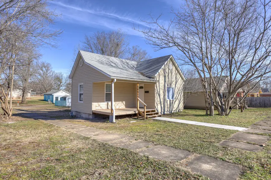 404 E 18th Street, Baxter Springs, KS 66713 - Image #3