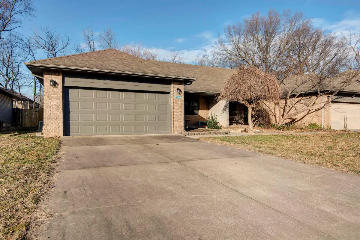 3455 S Doris Avenue S, Springfield, MO 65807 - Image #1