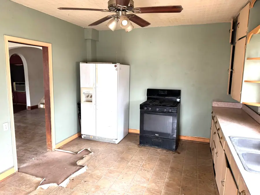 1006 Pine Street, Golden City, MO 64748 - Image #3