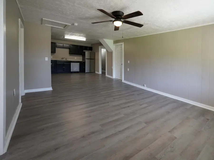 735 N Brown Avenue, Springfield, MO 65802 - Image #2