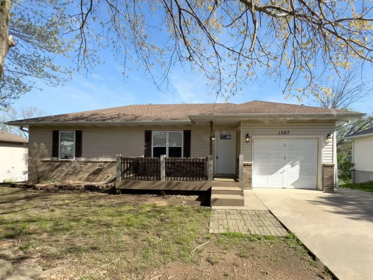 1507 W Meadow Street, Ozark, MO 65721 - Image #1