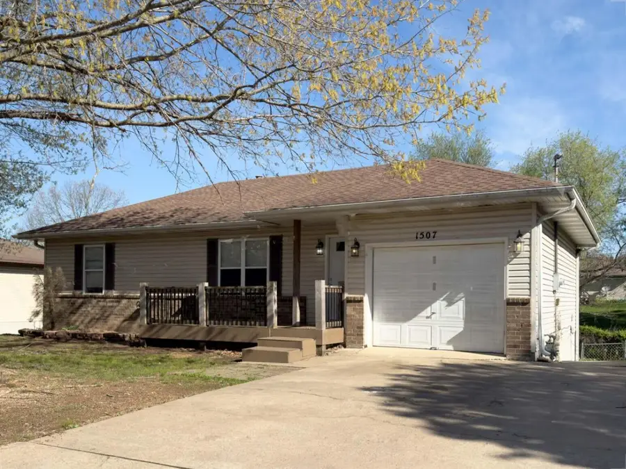 1507 W Meadow Street, Ozark, MO 65721 - Image #2