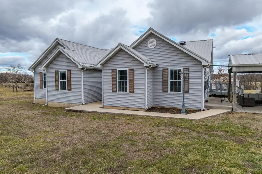 2119 E 495th Road, Mooney, MO 65663 - Image #2