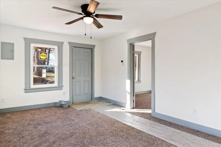 2736 N Fort Avenue, Springfield, MO 65803 - Image #3