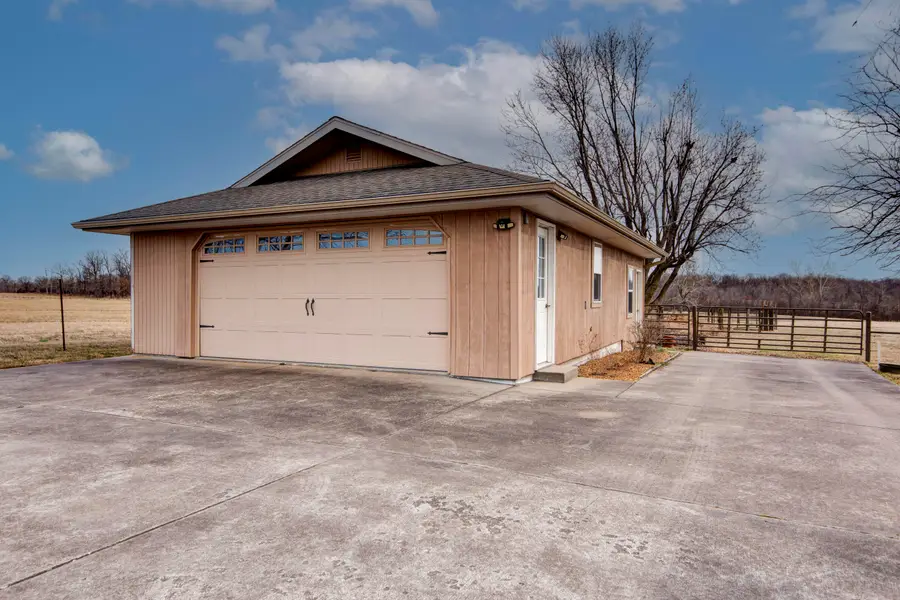 10642 Lawrence 1150, Mount Vernon, MO 65712 - Image #2