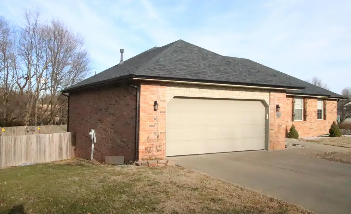 1001 W Broad Street, Republic, MO 65738 - Image #1