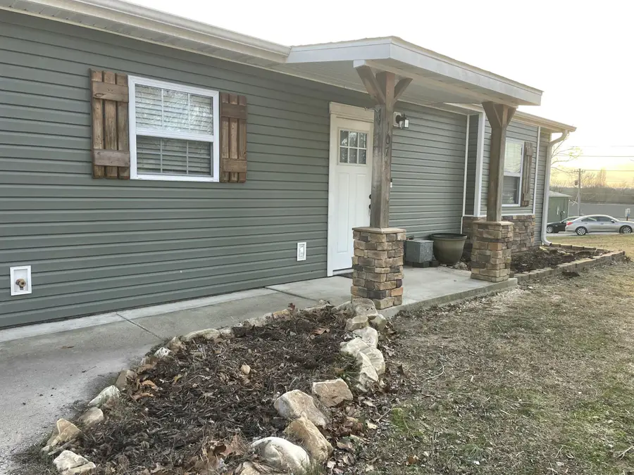 107 Southview Avenue, Ava, MO 65608 - Image #3