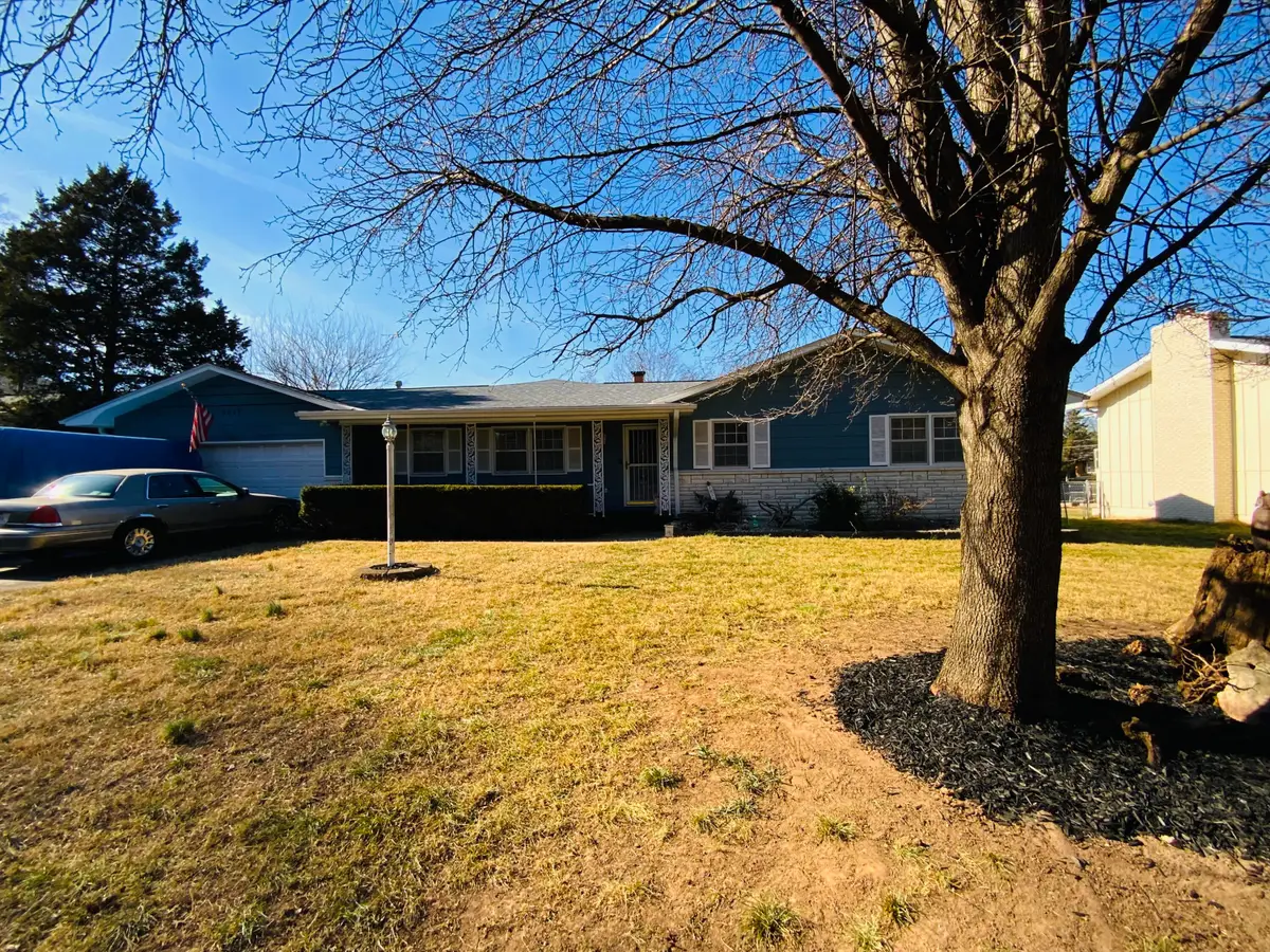 2049 S Brighton Drive, Springfield, MO 65804 - Image #1