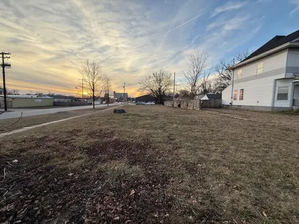 1851 N Main Avenue, Springfield, MO 65803