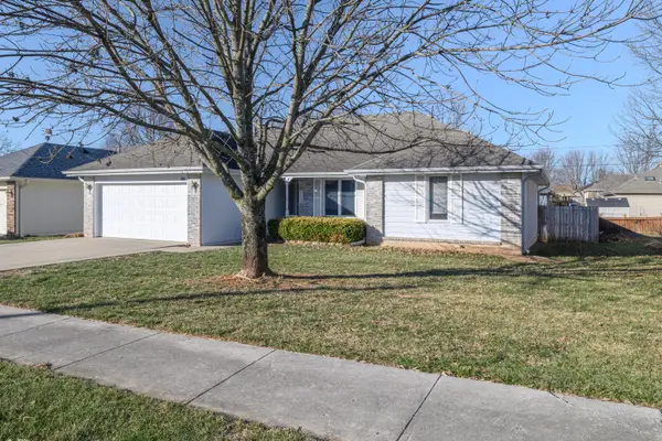3135 S Newton Avenue, Springfield, MO 65807